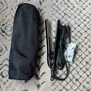 Chi Smart Travel Flat Iron With Travel Case